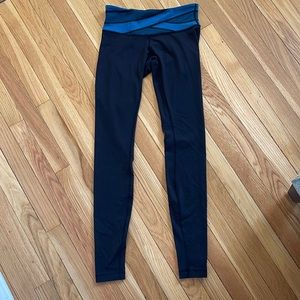 Lululemon wunder under size 4